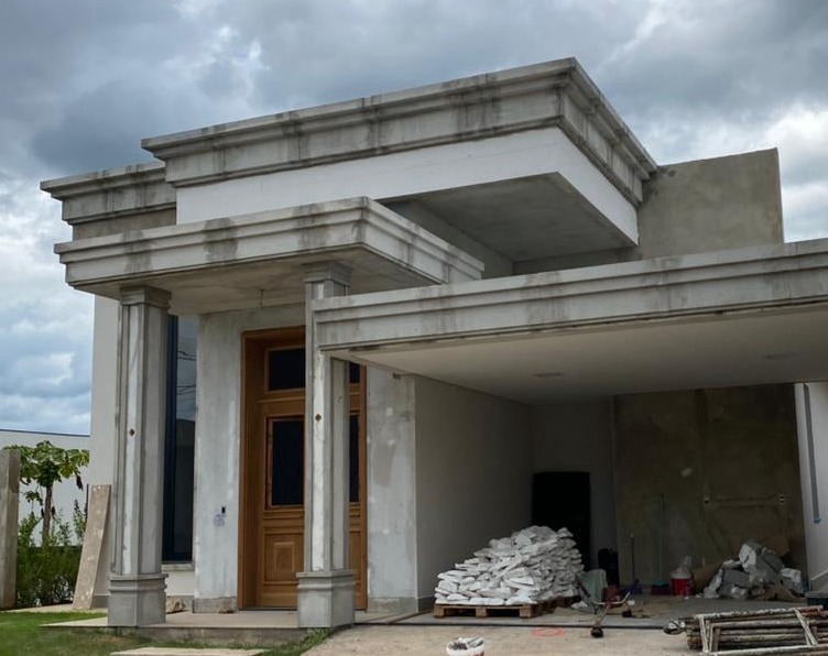 molduras e colunas de cimento para fachadas residenciais e comerciais em Sorocaba e Região